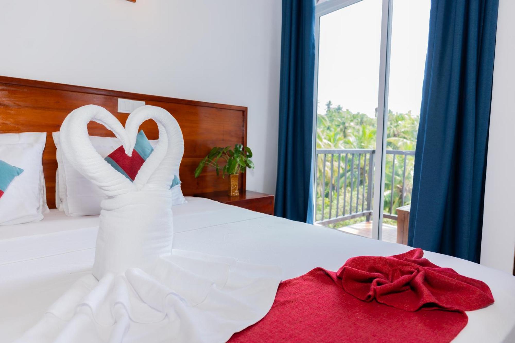 Hotel Sea Cloud Unawatuna Zewnętrze zdjęcie